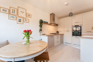 Photo 17- click for photo gallery